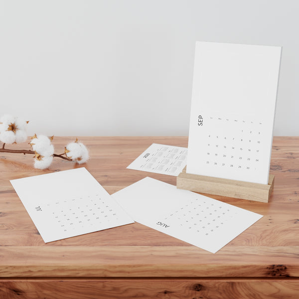 Vertical Desk Calendar